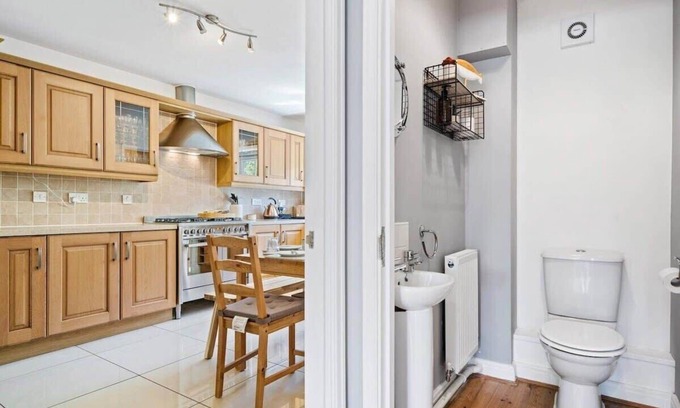 Buckleigh Casa | Modern Home in Westward Ho, Parking & Garden