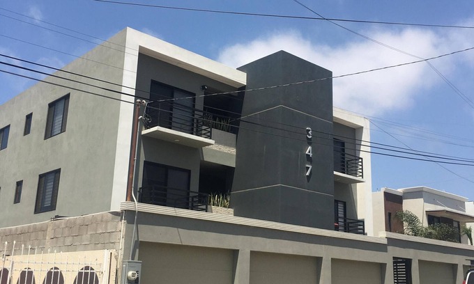 Valle Dorado Apartamento | Modern Home