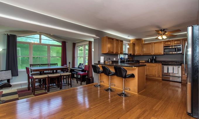 Seven Hills Casa | Casa grande moderna cerca de Cleveland