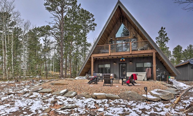 Deadwood Cabina | Modern Lead A-Frame w/ Hot Tub: Hike, Bike & ATV!