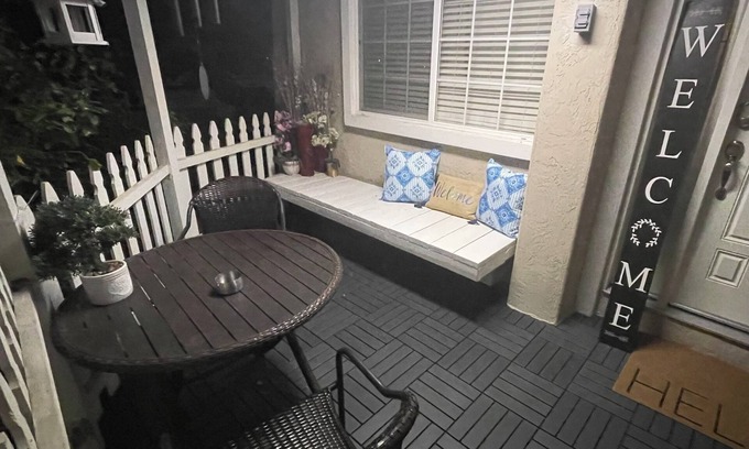 Edenvale Casa | Modern Luxurious One Bedroom House with backyard