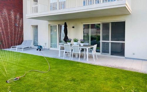Harelbeke Apartamento | Modern luxurious suite in new private apartment building by the river