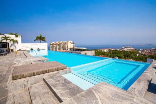 Emiliano Zapata Casa | Modern Luxury 2BR in Romantic Zone