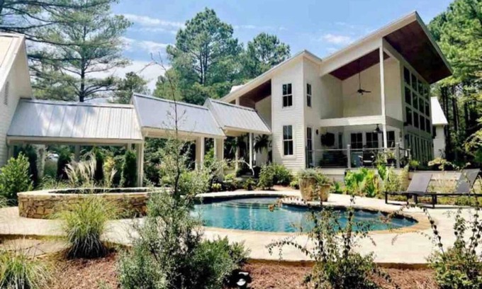 Oxford Casa | Modern Luxury Estate Home