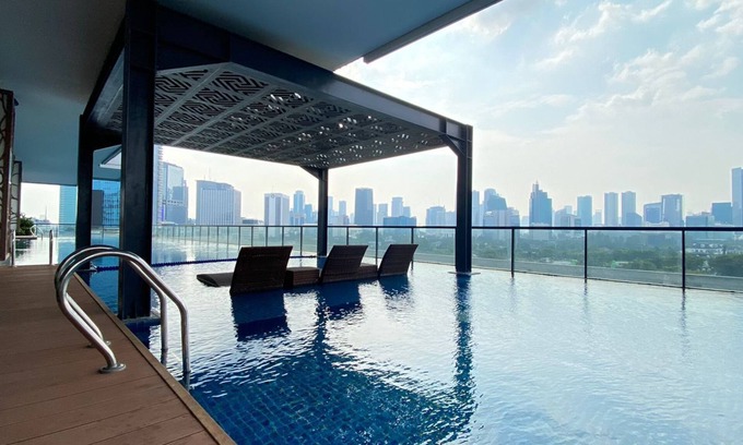 Mampang Prapatan Apartamento | Modern Monochromatic 2Br Near Lrt Station At Apartment Samara Suites