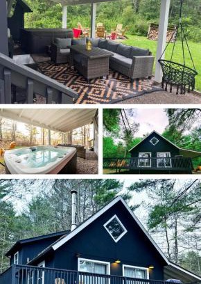 Gilboa Chalet De Esquí | Modern Pine Tree Chalet with HOT TUB, Outdoor TV, VIEWS, Games & POOL 5 mins away!