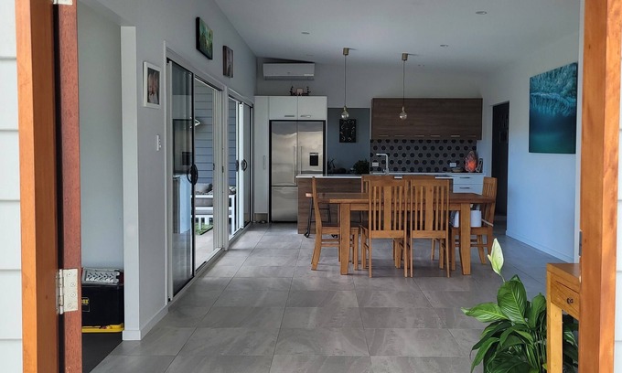 Coolum Beach Casa | Modern Private 4 bedroom house