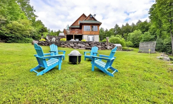 Jewett Casa | Modern Retreat | Near Hunter & Windham | Dog-Friendly