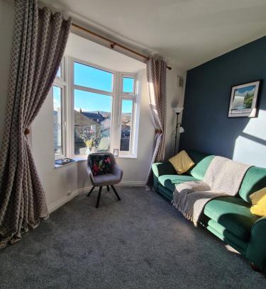 Mytholmroyd Apartamento | Modern River View Mytholmroyd Apartment