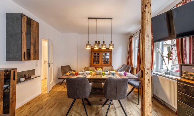 Wernigerode Casa | Modern Saniertes Fachwerkhaus mit 3 Wohnungen