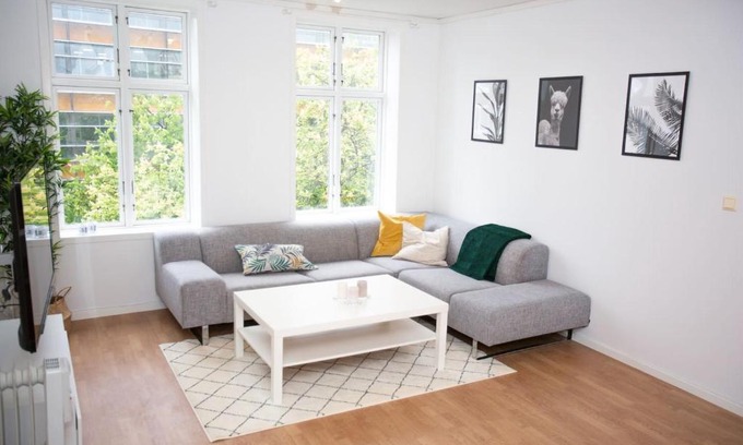 Engen Casa | Modern, spacious apt, center of Bergen, 4br
