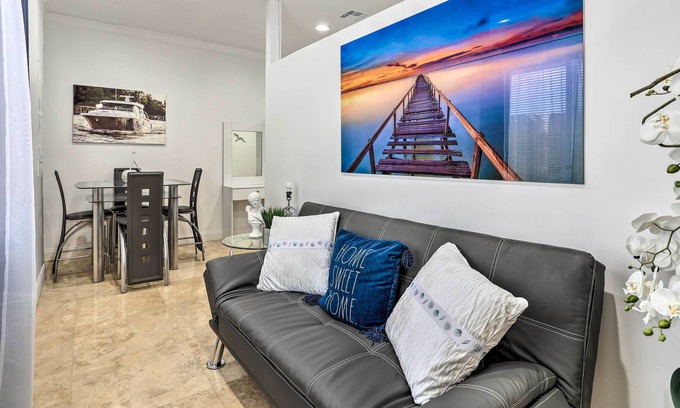 Tamiami Apartamento | Modern Studio Apartment in West Miami!