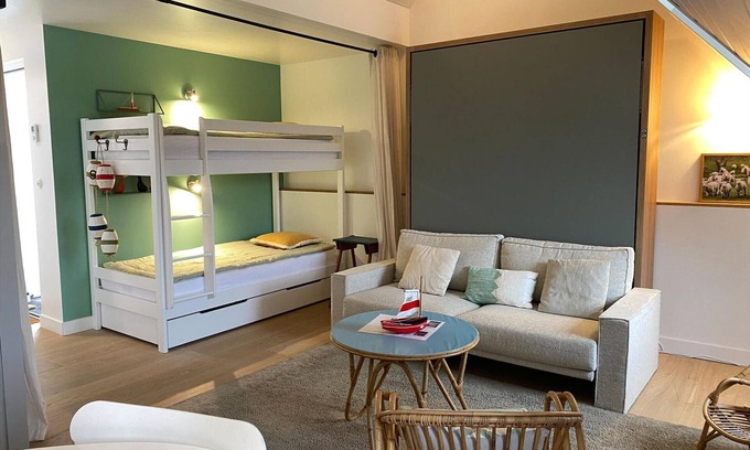 Sauzon Apartamento | Estudio moderno en Sauzon con vista al puerto, wifi y camas preparadas