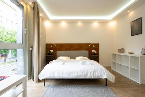 Brigittenau Apartamento | Modern Studio with Queen-Size Bed, Self Check-in