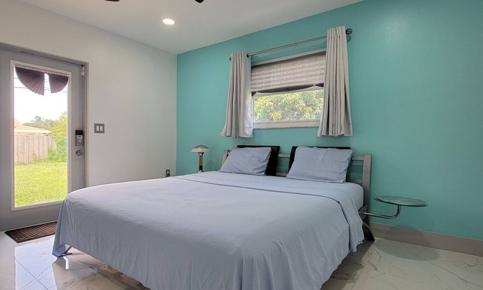 Plantation Casa | Muy Central, Suite en una Comunidad Tranquila y Segura.