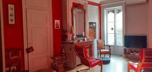 Saint Michel - Mairie Apartamento | Modern T3 with air conditioning near downtown
