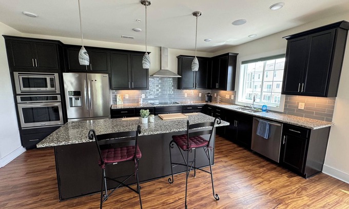 Richmond Casa | Modern Townhome in welcoming Short Pump with fitness room and pool