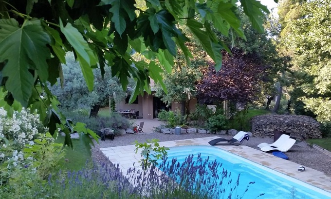 Villeneuve-les-Avignon Villa | Casa confortable ideal para unas vacaciones relajantes cerca de Aviñón