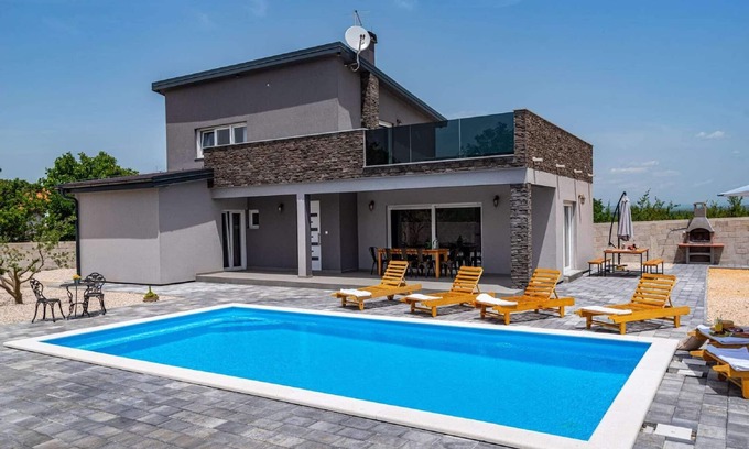 Stankovci Villa | Escapada relajante al bosque