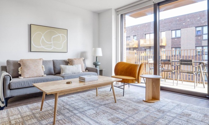 William Morris Apartamento | Modern Walthamstow 2BR w/ Gym, nr Tube, by Blueground