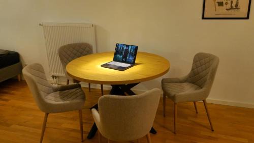 Werne Apartamento | Moderne, barrierefreie Wohnung im Herzen der Stadt mit Parkplatz, WLAN und TV - Marta