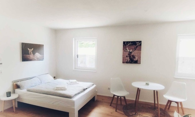 Dietersheim Apartamento | Moderne, Kleine Ferienwohnung im Schönen Mittelfranken