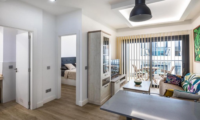 Las Palmas de Gran Canaria Apartamento | Moderno Apto en Playa de Las Canteras con Parking!