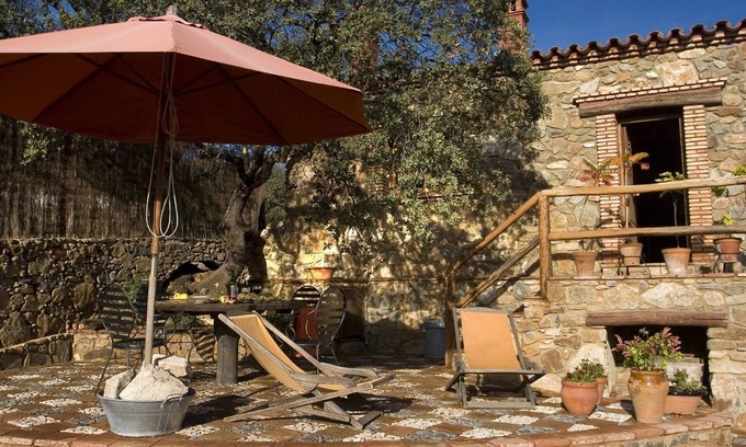 Alajar Cabaña | Casa rural (alquiler íntegro) Molino Río Alájar para 2 adultos y 2 niños