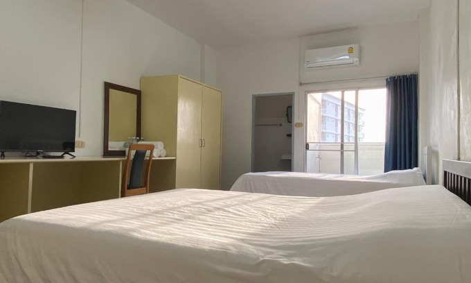 Saen Suk Apartamento | Monta Apartment