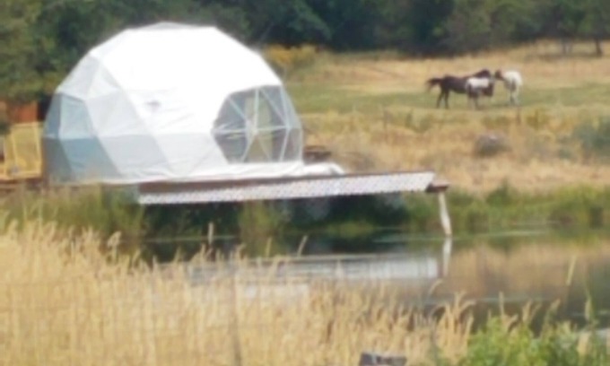 Florence Cabina | Montana Mountain Memories Geodome 20ft Glamping & Fish Pond