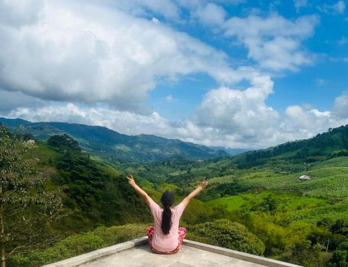 Tulipe Otro | Montearroyo Gualea lodge