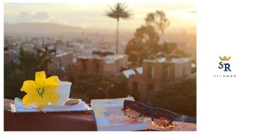 La Candelaria Apartamento | MONTFORT Suite Royale Stylish Location with View to Bogotá's historical Church