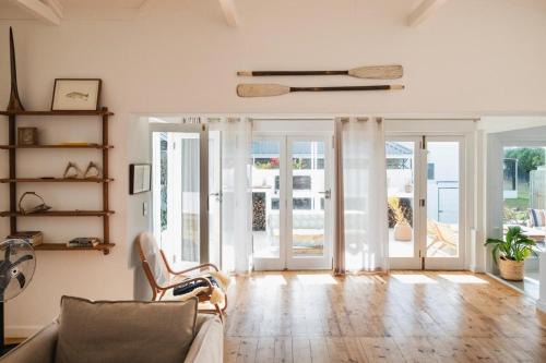 Witsand Casa | Mooiplekkie - 4 Bedroom Beach Cottage