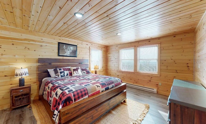 Shirley Mills Casa | Moosehead State of Mind (Direct ATV/Snowmobile Access)