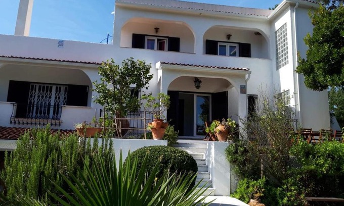 Lagoa de Albufeira Casa | Moradia com piscina na Lagoa de Albufeira