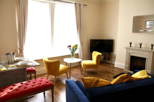 Llandudno Apartamento | Mostyn Villa 2 Free Private Parking