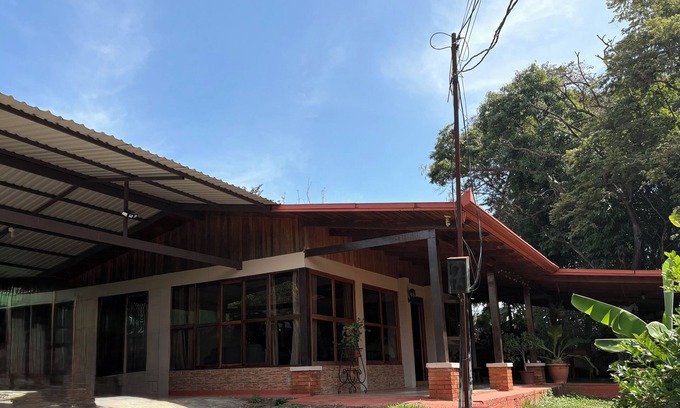 Mercedes Casa | Casa Madre