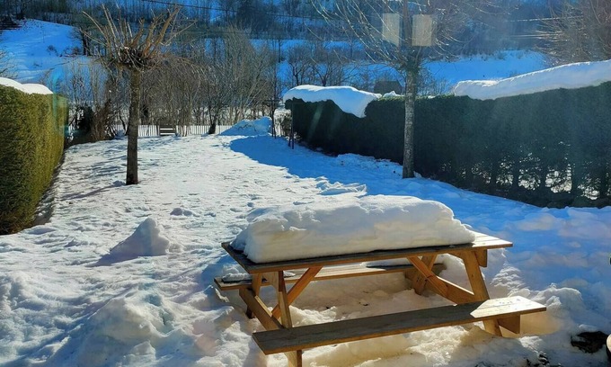 Saint-Jacques-des-Blats Casa | Mountain house Lélou 4-6 pers - garden - 5 min from Le Lioran