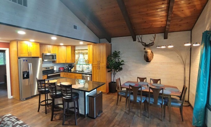 Groveland Cabina | Mountain Cabin near Yosemite