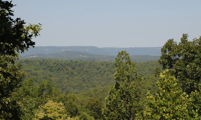 Harrison Cabina | Cabaña de montaña en 50 acres, autoaislado usted y su familia