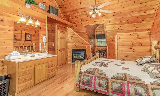 Pigeon Forge Apartamento | Mountain Escape Book Now