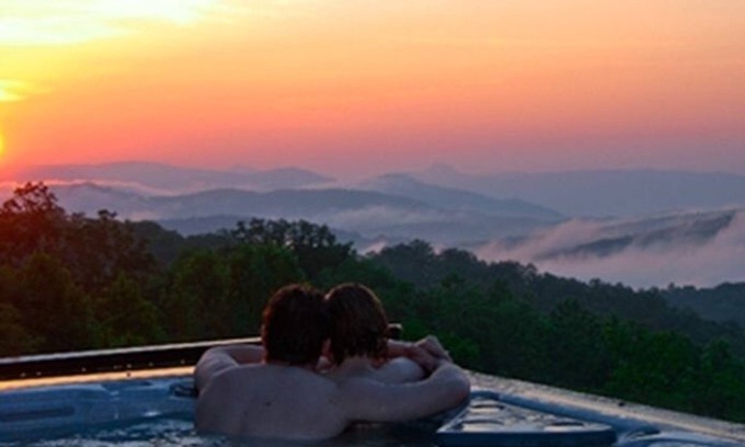 Spruce Pine Casa | Mountain Getaway, muy privada en 10 acres con vistas panorámicas