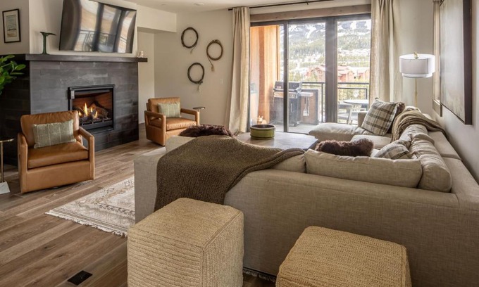 Big Sky Casa | Mountain Lake Condo - Unit 301D