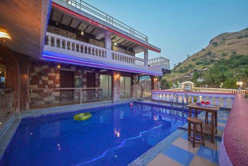 Kune N.m. Villa | Mountain Mansion - The Dream Stays ll Pvt Pool ll 4 Bhk ll Big Lawn