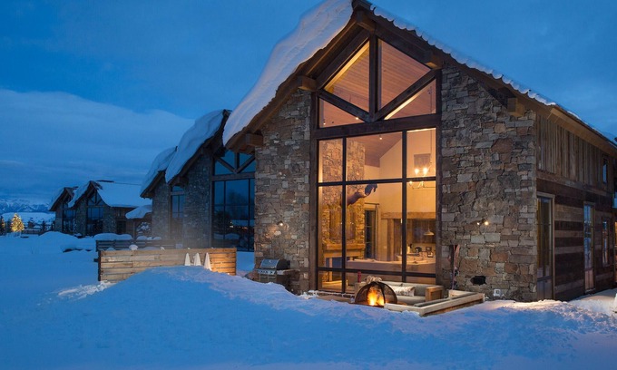 Teton Village Villa | Lodge moderno de montaña en la base de Jackson Hole