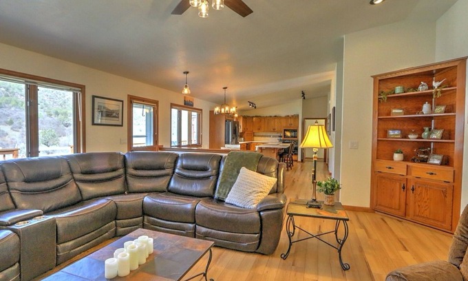 Glenwood Springs Casa | Mountain Retreat w/ Hot Tub, Scenic Decks, Grill, Dog Friendly & 7 mi. to Skiing