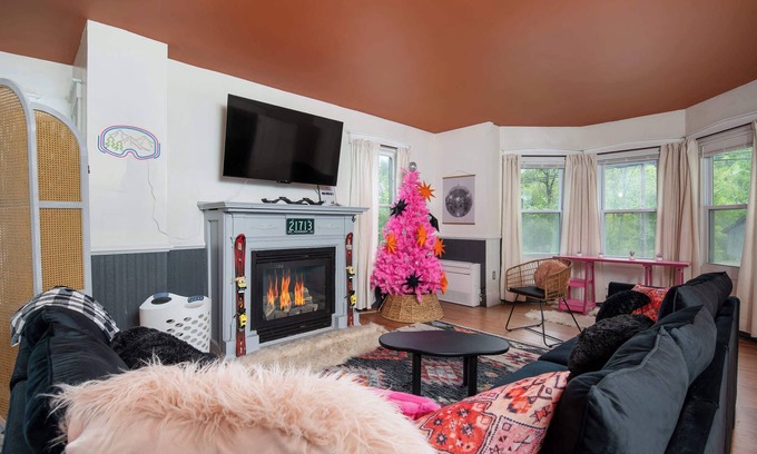 Bridgewater Casa | Mountain Stay | Save 10% This Week Only | Hiking