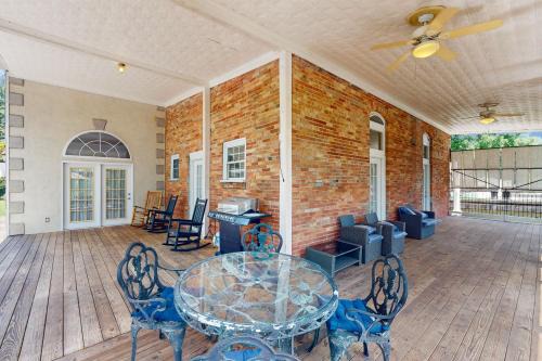 Whittier Casa | Mountain Stream Haven
