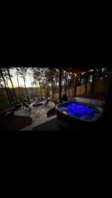 Blairsville Casa | Mountain View, hot tub, fire pit, game room