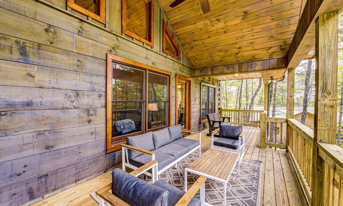 Cherry Log Casa | Mountain View Retreat